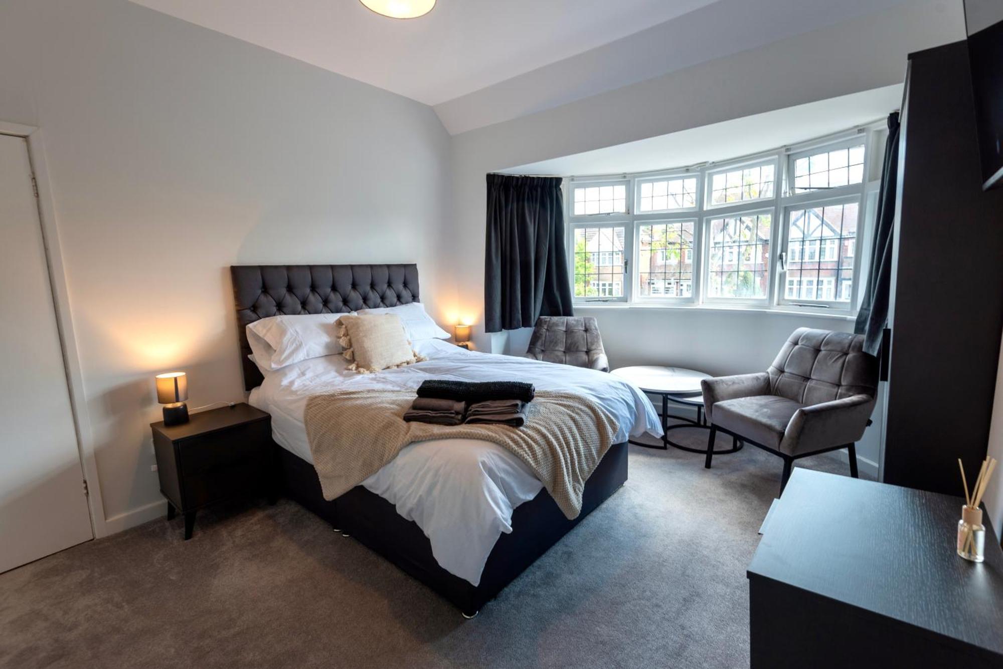 Double Room In Refurbished 5 Bed Home With Wifi And Tv BW Room 4 Solihull Buitenkant foto